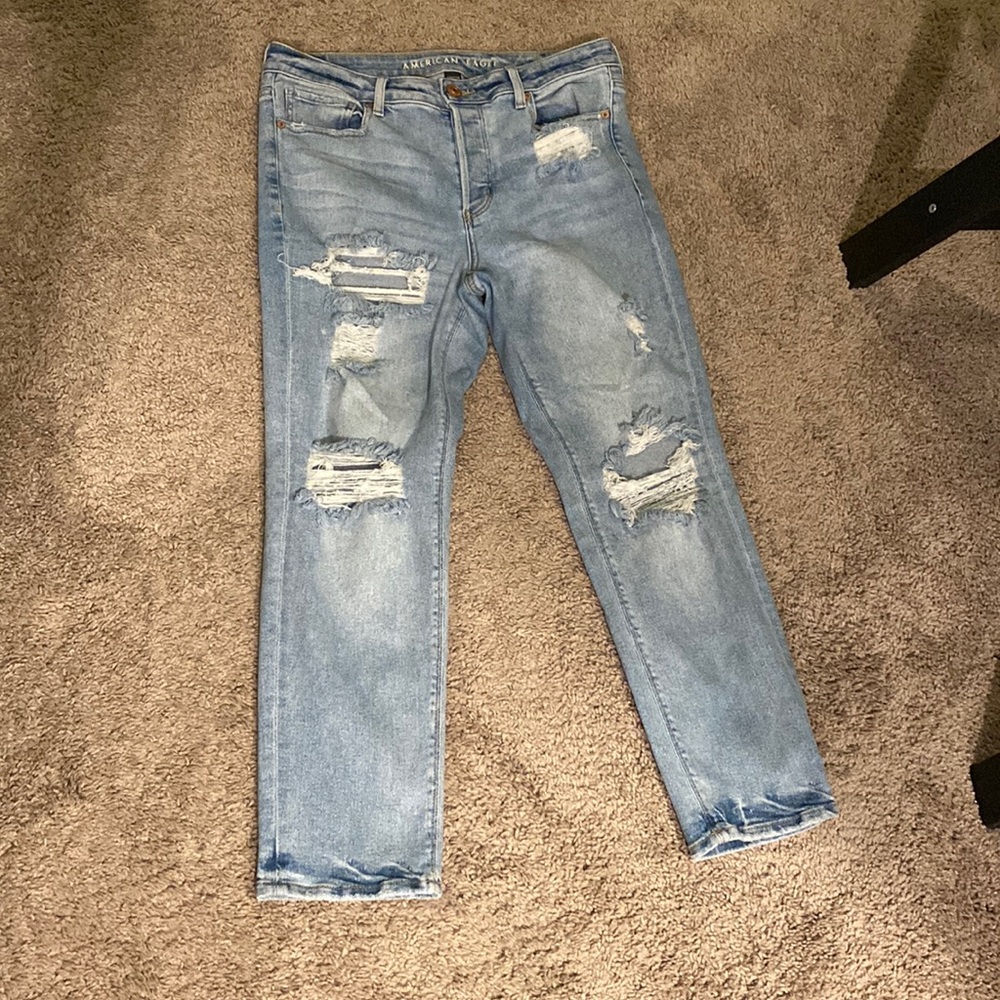 American Eagle Tomgirl Jeans Light Wash